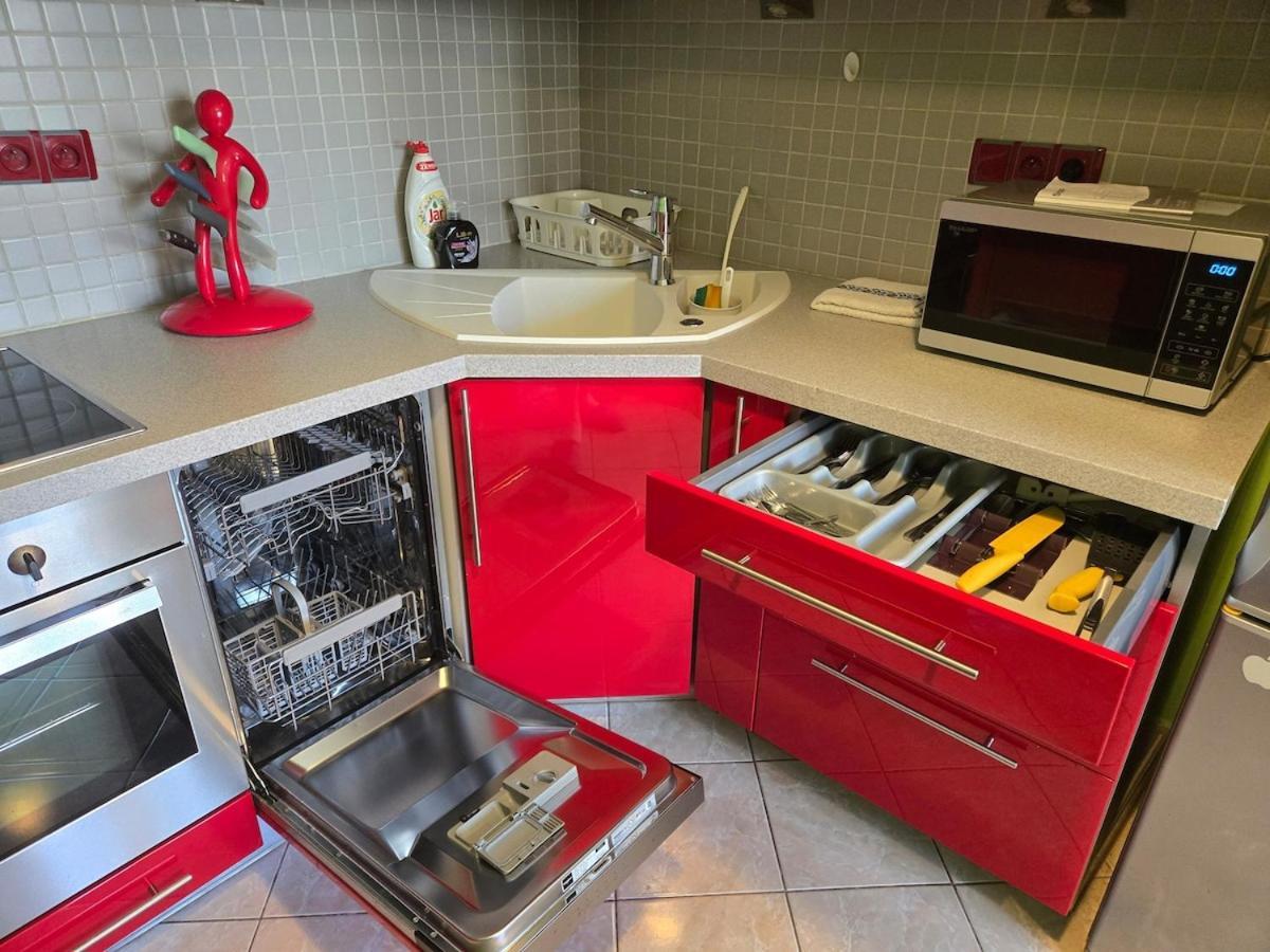 Spacious Two-room In Praga