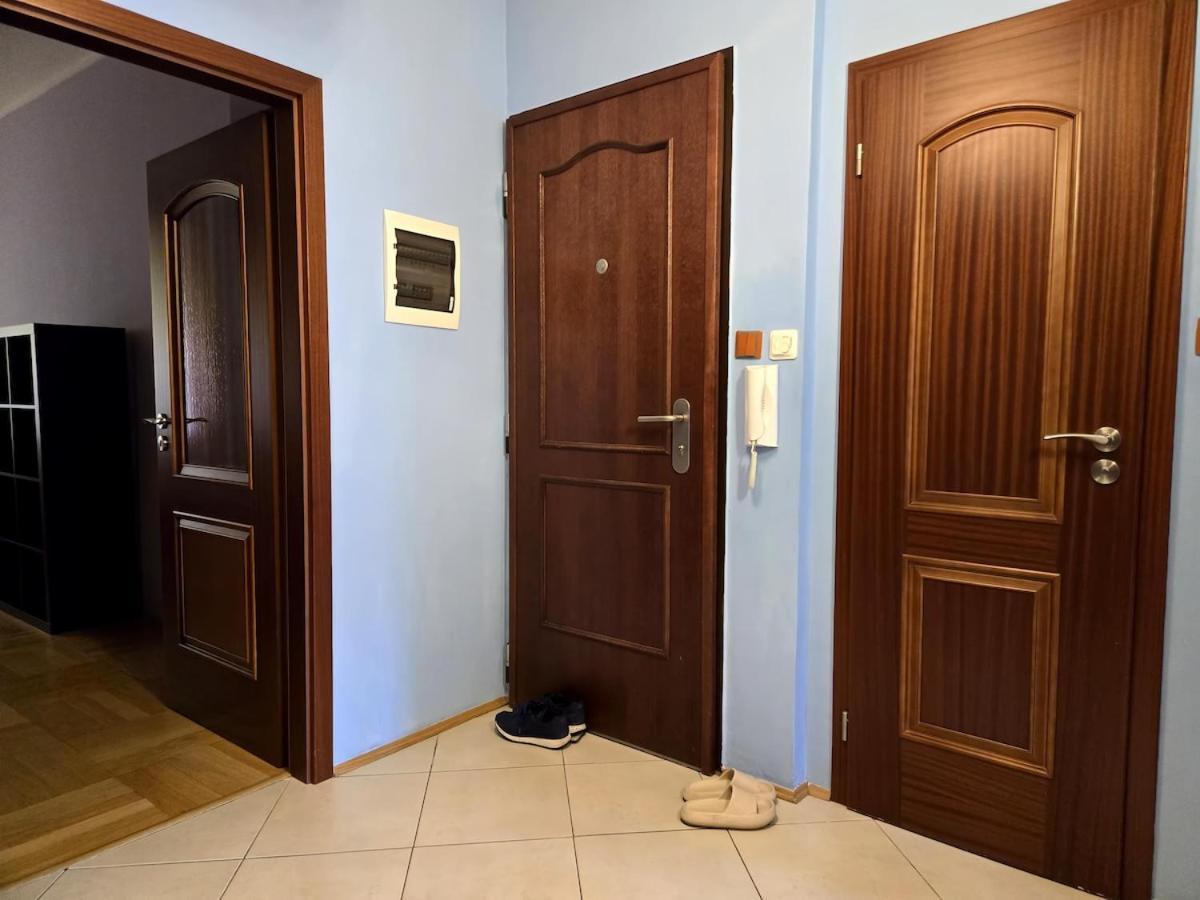 Spacious Two-room In * Praga